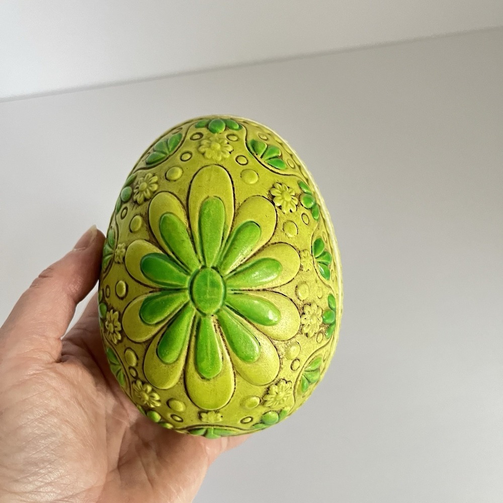 MCM 1960s/1970s Green Yellow Easter Egg flowers groovy storage trinket box - Picture 4 of 7